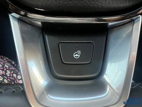 Used 2025 Honda Pilot Elite image 12