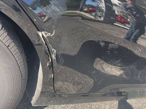 Used 2025 Toyota Camry LE w/ Convenience Package image 7