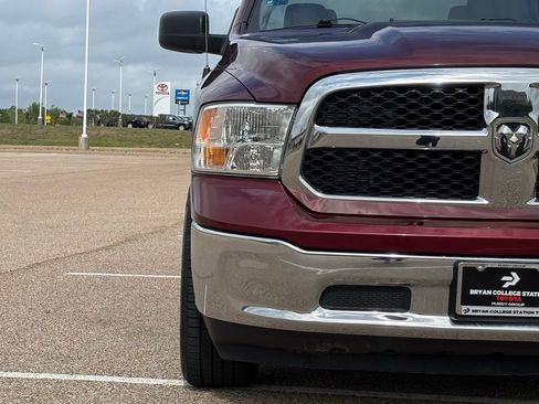 Used 2024 RAM 1500 Classic SLT image 4