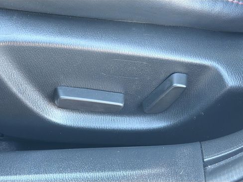 Used 2018 MAZDA MAZDA3 Grand Touring w/ Premium Equipment Package image 23