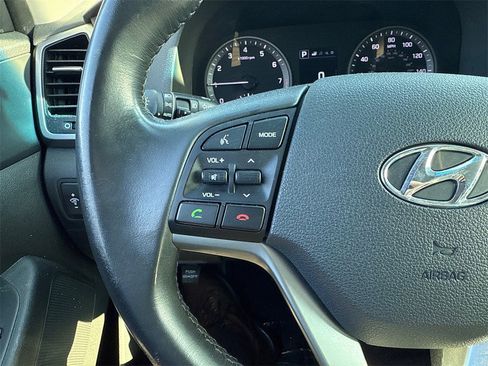 Used 2016 Hyundai Tucson Sport image 24