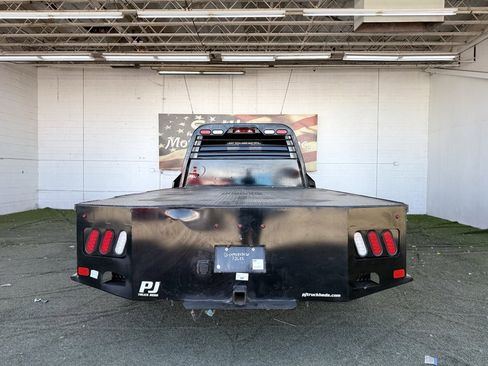 Used 2022 RAM 4500 Tradesman w/ Chrome Appearance Group image 14