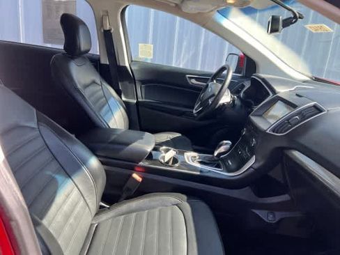 Used 2017 Ford Edge SEL w/ Equipment Group 201A FWD image 21