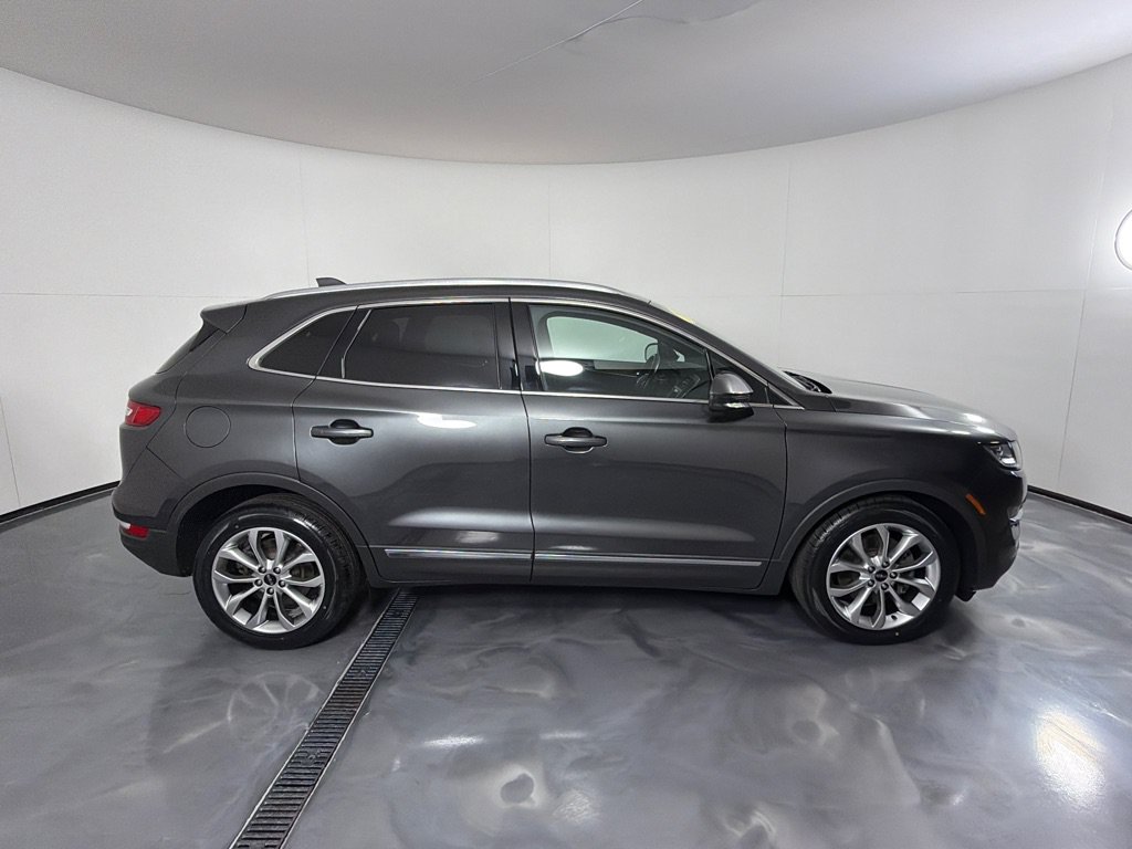 Used 2019 Lincoln MKC Select w/ Select Plus Package FWD image 4