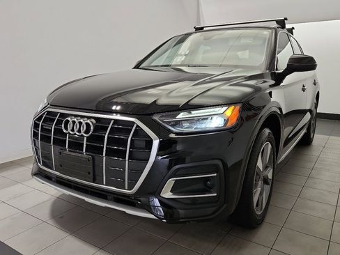 Used 2023 Audi Q5 2.0T Premium Plus w/ Premium Plus Package image 2