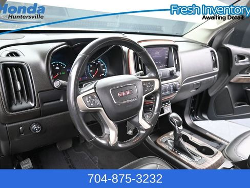 Used 2022 GMC Canyon Denali RWD image 19