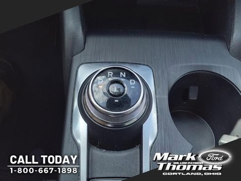 Used 2022 Ford Escape SE w/ Cold Weather Package image 12