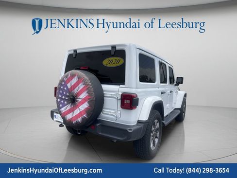Used 2020 Jeep Wrangler Unlimited Sahara AWD/4WD image 4