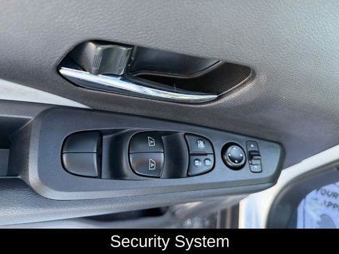 Certified 2024 Nissan Kicks SR w/ SR Premium Package image 14