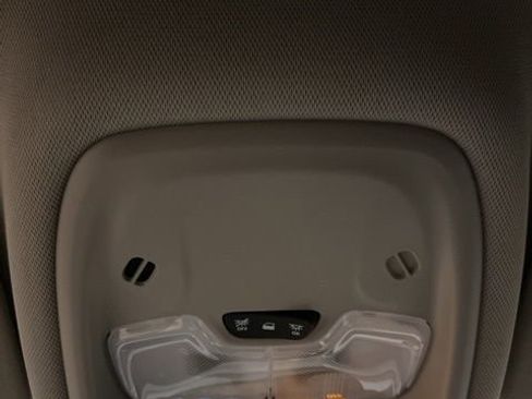 Used 2025 Buick Encore GX Preferred image 22