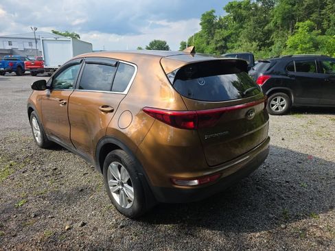 Used 2017 Kia Sportage LX AWD/4WD image 6