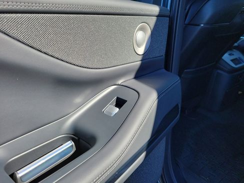 New 2025 Lincoln Navigator L Reserve w/ Jet Appearance Package image 15