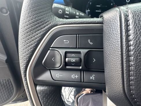 Used 2024 Toyota Tacoma TRD Off-Road image 32