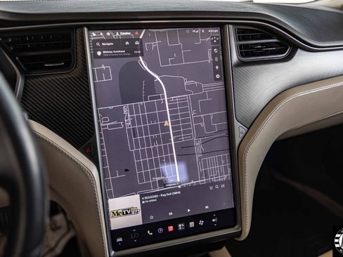 Used 2019 Tesla Model S 100D AWD/4WD image 8