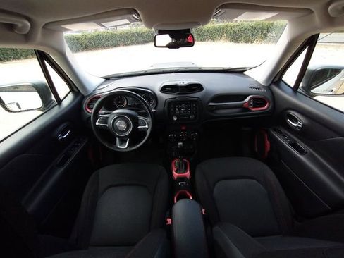 Used 2017 Jeep Renegade Trailhawk w/ Popular Equipment Group image 49