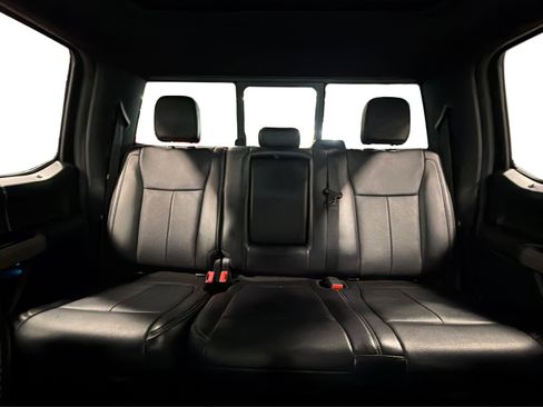 Used 2018 Ford F150 Lariat w/ Equipment Group 502A Luxury AWD/4WD image 45