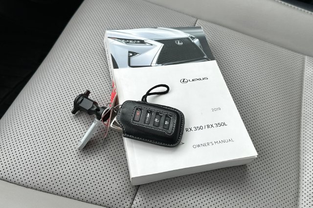 Used 2019 Lexus RX 350 AWD w/ Navigation Package image 10
