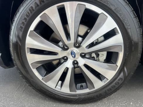 Used 2022 Subaru Ascent Limited w/ Technology Package AWD/4WD image 10