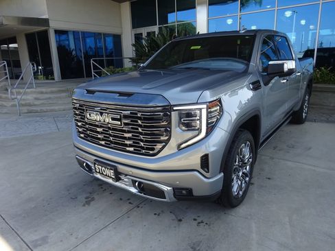 Certified 2024 GMC Sierra 1500 Denali Ultimate AWD/4WD image 3
