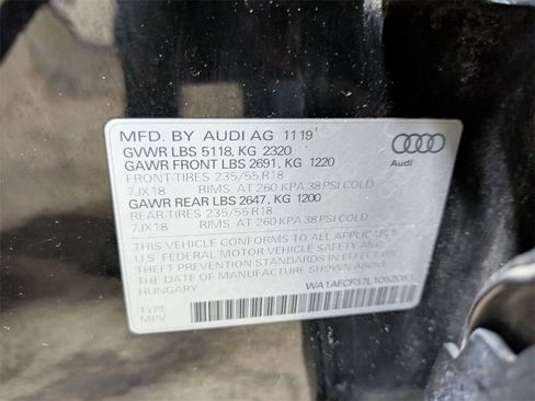 Used 2020 Audi Q3 2.0T Premium image 29