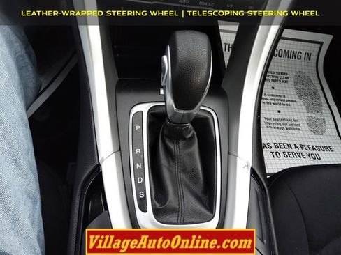 Used 2015 Ford Fusion SE image 26
