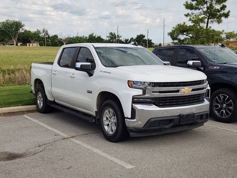 Used 2020 Chevrolet Silverado 1500 LT w/ Texas Edition RWD image 2