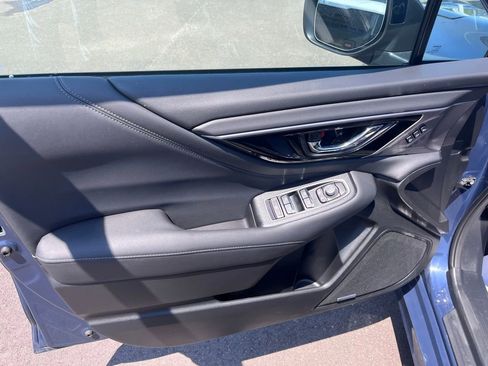 Used 2023 Subaru Legacy Limited AWD/4WD image 9