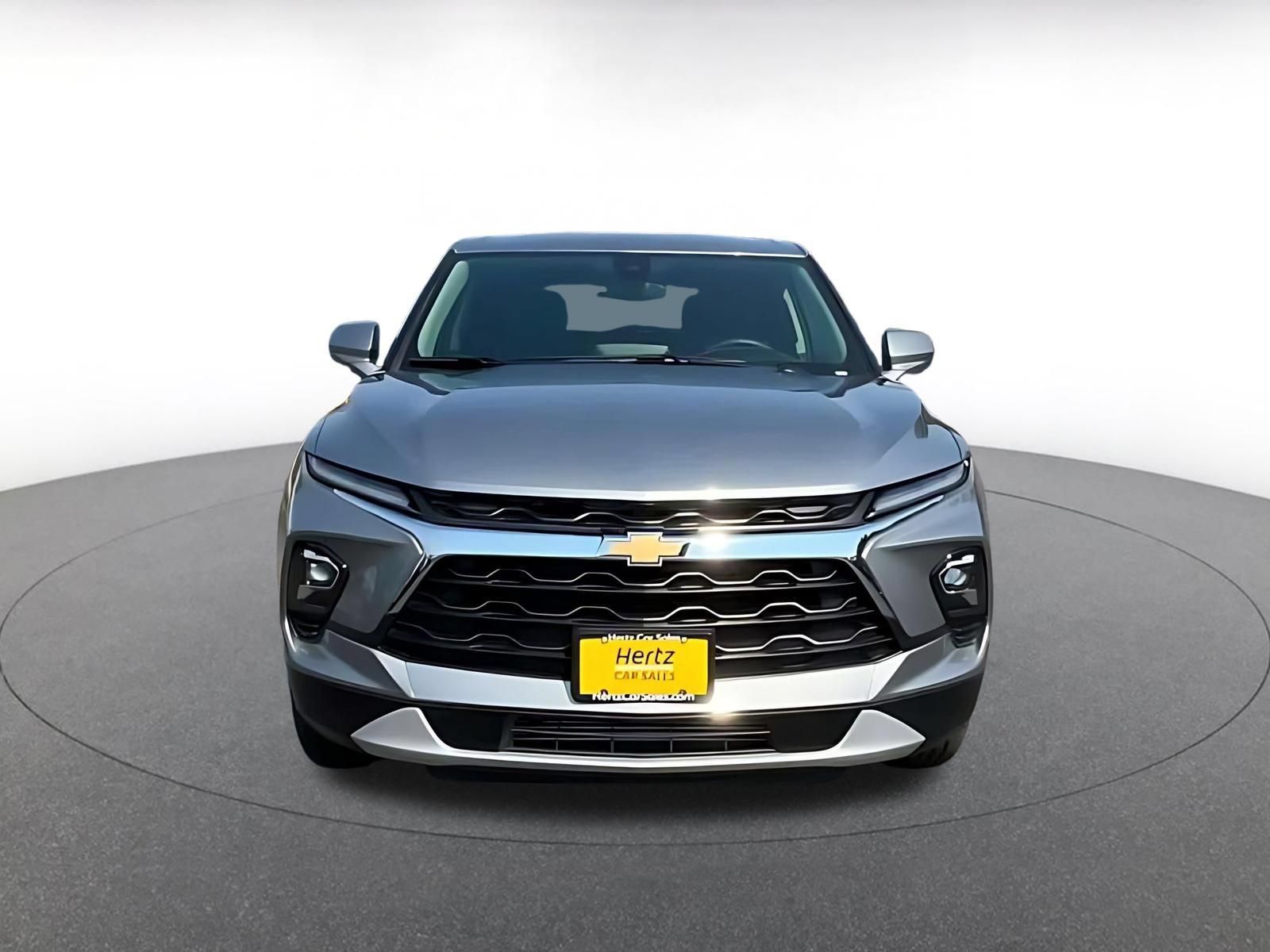 Used 2026 Chevrolet Blazer LT FWD image 4