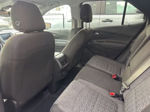 Used 2023 Chevrolet Equinox LT image 17