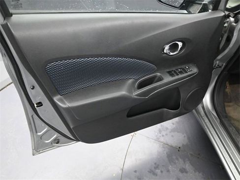 Used 2014 Nissan Versa Note SV w/ SL Package image 22