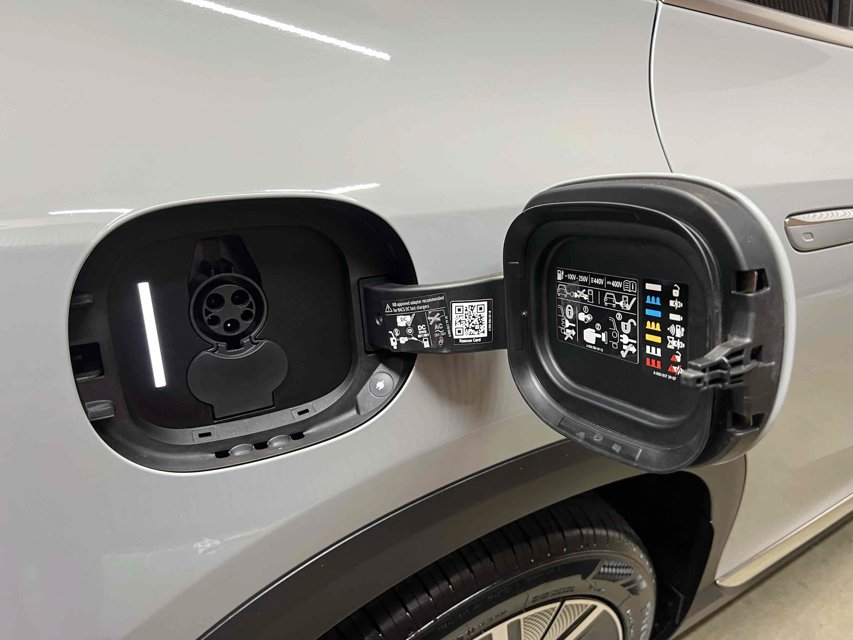 Used 2024 Mercedes-Benz EQE 350+ SUV image 12