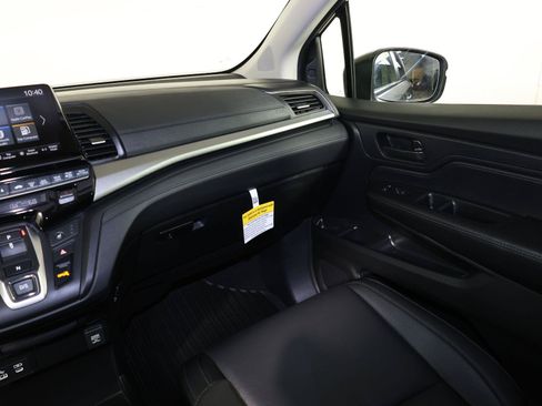Used 2026 Honda Odyssey EX-L image 9