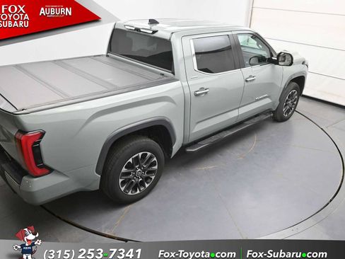 Used 2024 Toyota Tundra Limited AWD/4WD image 28