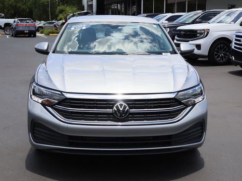 Used 2024 Volkswagen Jetta S FWD image 4