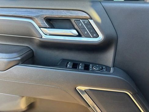 Used 2024 Chevrolet Silverado 2500 LTZ image 34