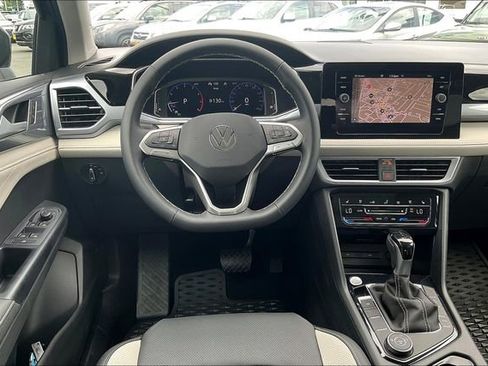 New 2025 Volkswagen Taos SEL image 17