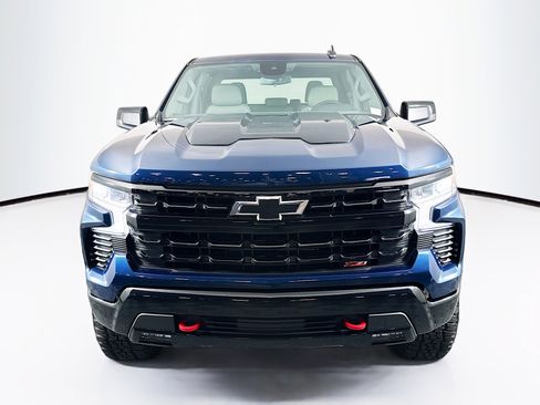 Used 2022 Chevrolet Silverado 1500 LT Trail Boss w/ Protection Package image 2