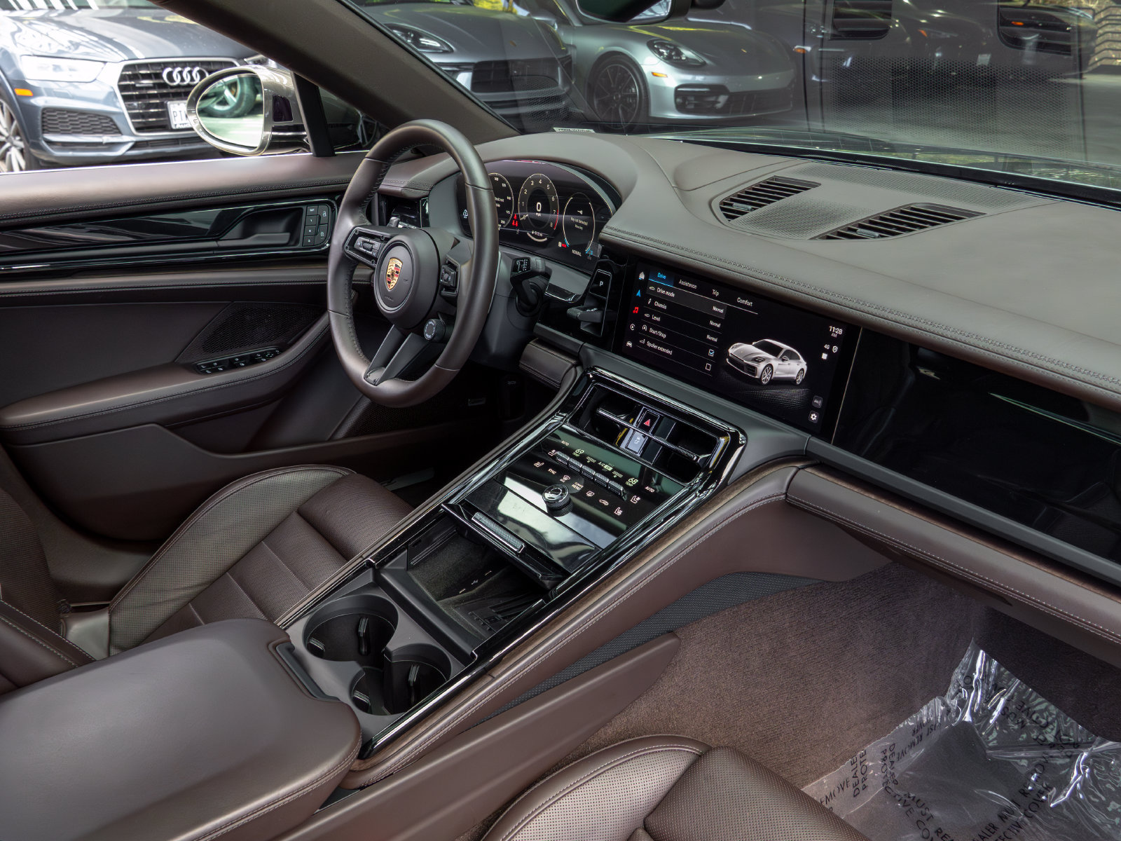 Certified 2024 Porsche Panamera image 54