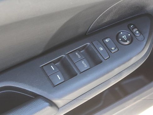 Used 2020 Honda Civic Sport image 21