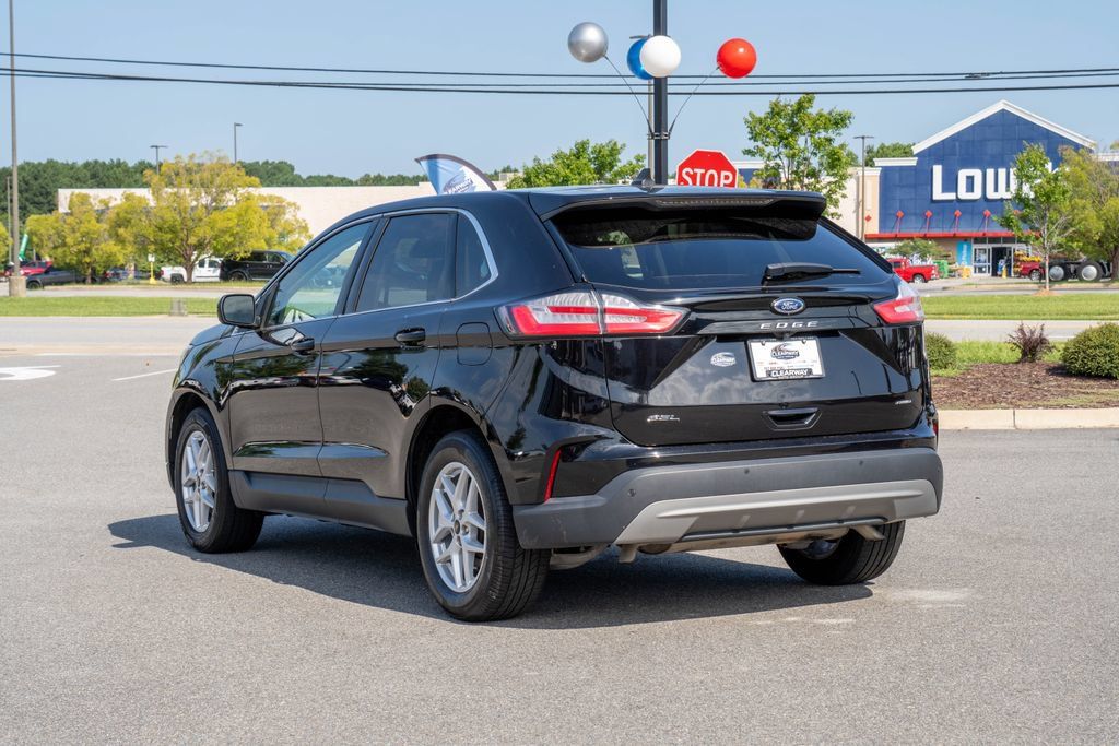 Used 2024 Ford Edge SEL AWD/4WD image 5