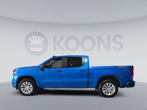 Used 2025 Chevrolet Silverado 1500 Custom image 7