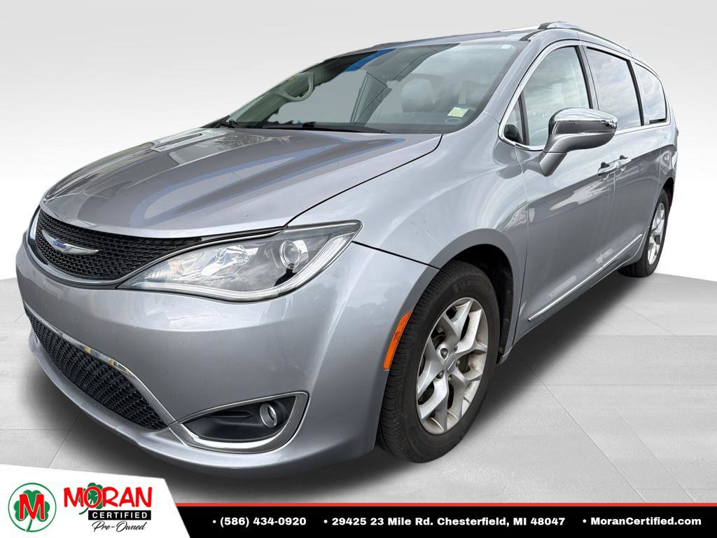 Used 2020 Chrysler Pacifica Limited FWD image 11
