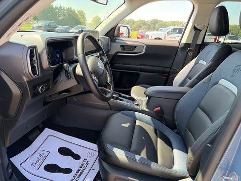 Used 2025 Ford Bronco Sport Outer Banks AWD/4WD image 16