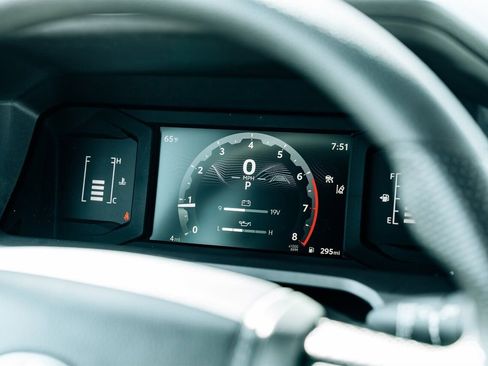 Used 2026 Toyota Tacoma SR5 image 27