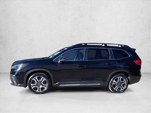 Used 2023 Subaru Ascent Limited AWD/4WD image 2