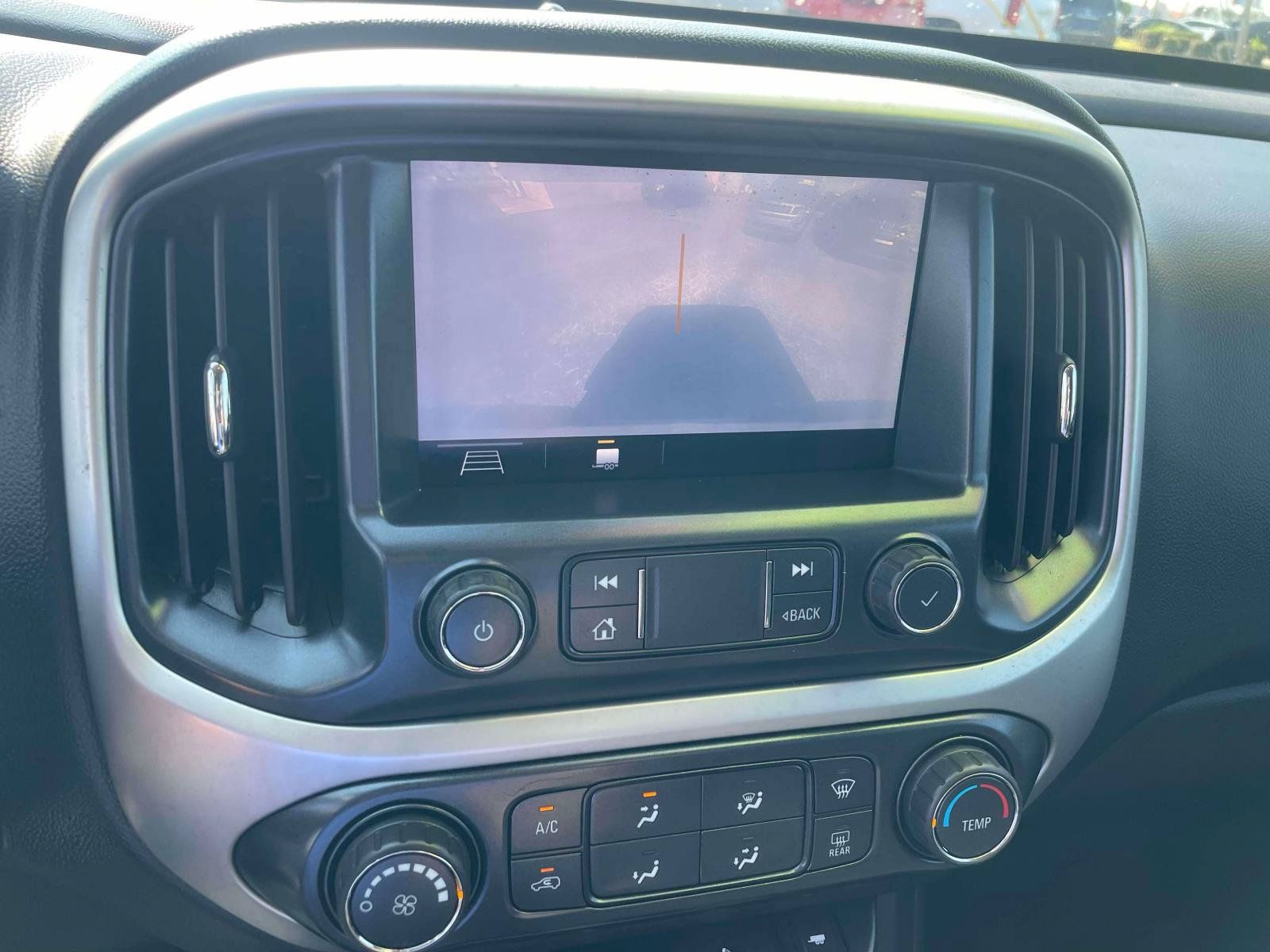 Used 2019 Chevrolet Colorado LT w/ LT Convenience Package AWD/4WD image 19