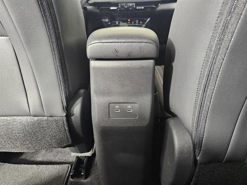 New 2026 Nissan Kicks SR w/ SR Premium Package image 39