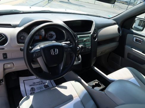 Used 2010 Honda Pilot EX image 6