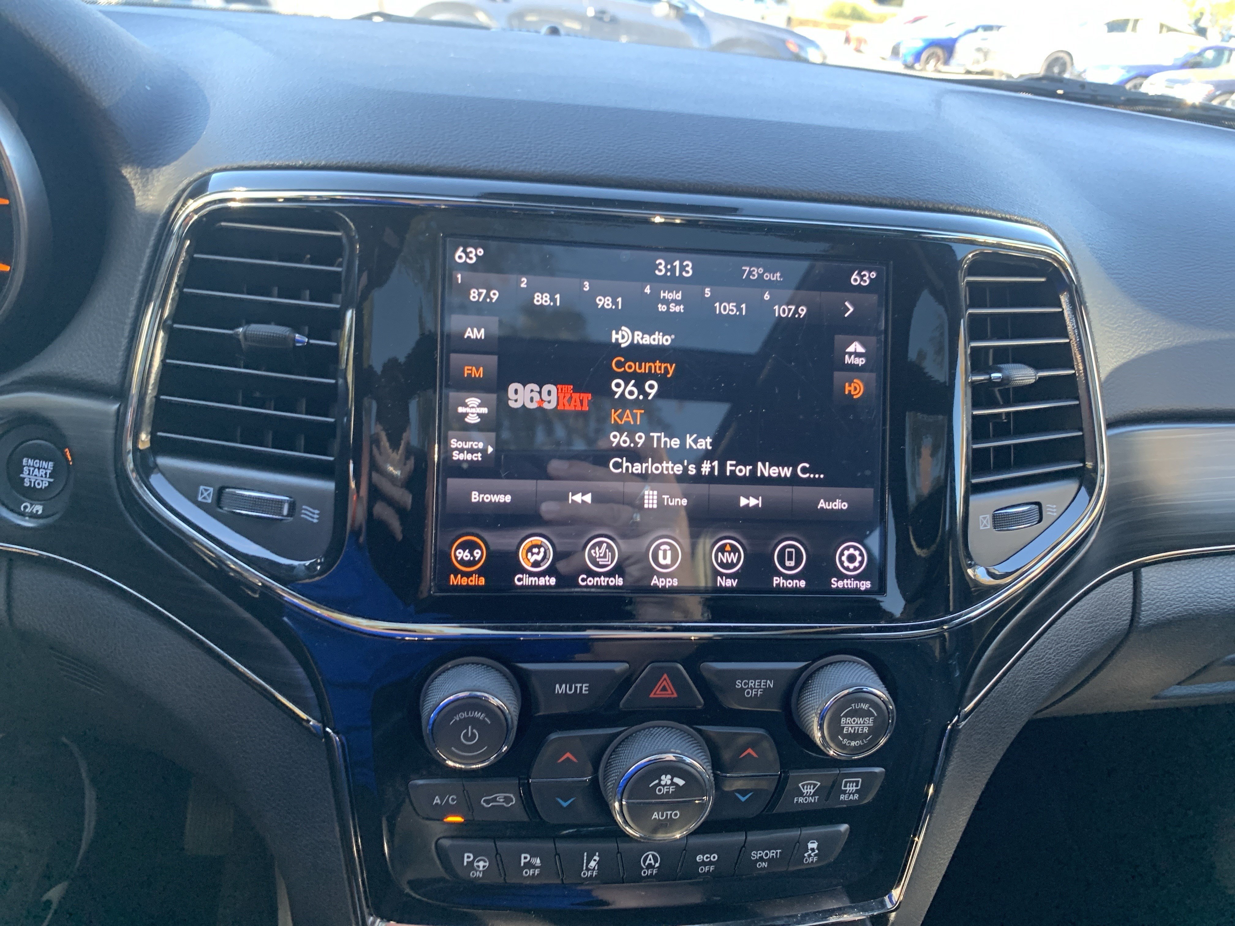 Used 2021 Jeep Grand Cherokee Limited X RWD image 23