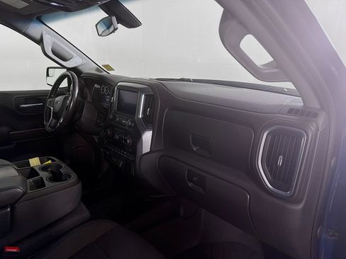 Used 2020 Chevrolet Silverado 1500 RST w/ Convenience Package AWD/4WD image 26
